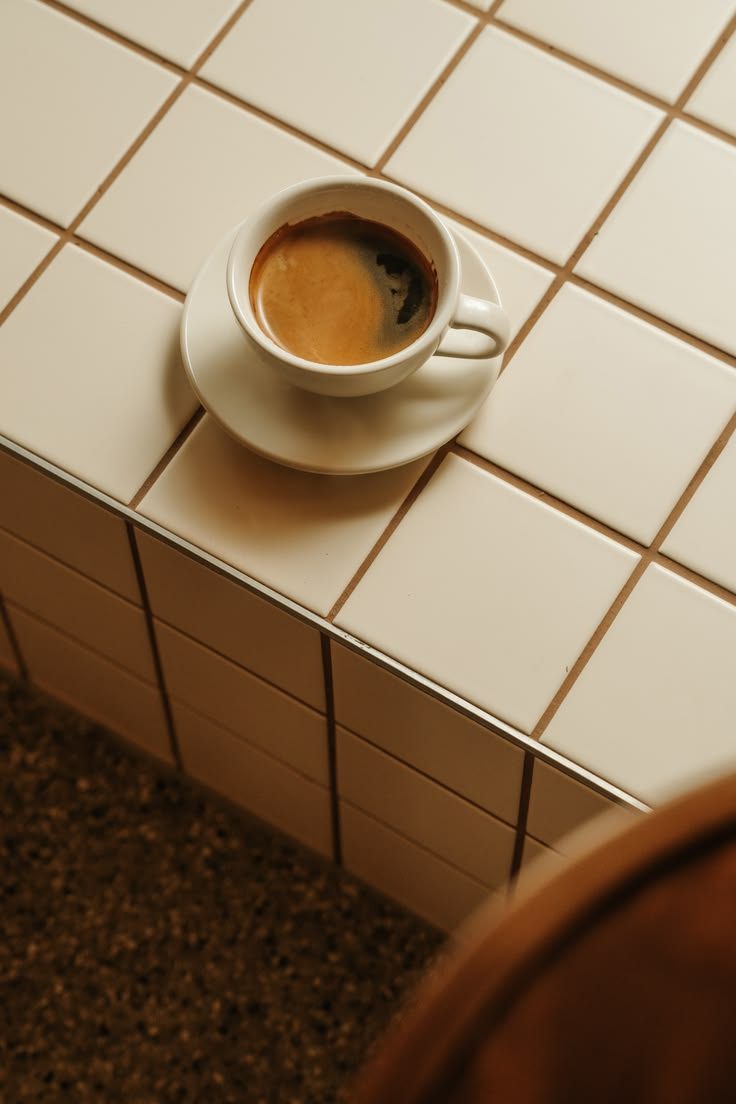 Cream · reference 1